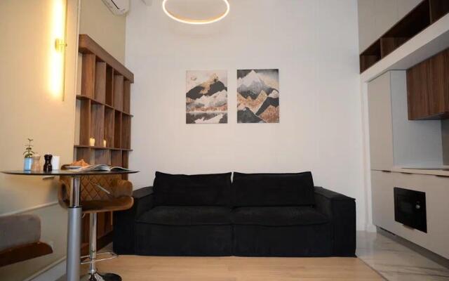 Dizayn Loft Na Nizhegorodskoy Loft FM Apartments