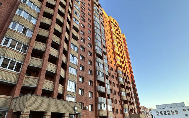 Svetlaya S Udobnoy Krovatyyu Flat