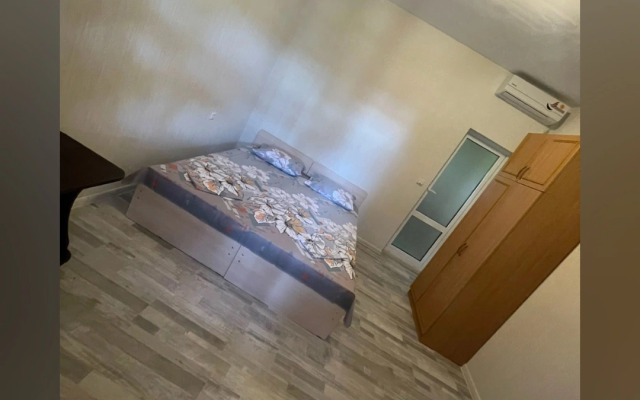 Topchyan 15 Guest house