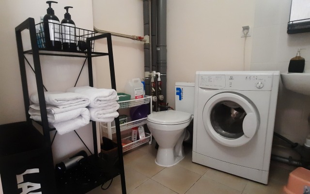 Yevrodvushka na Suvorova 27 Flat