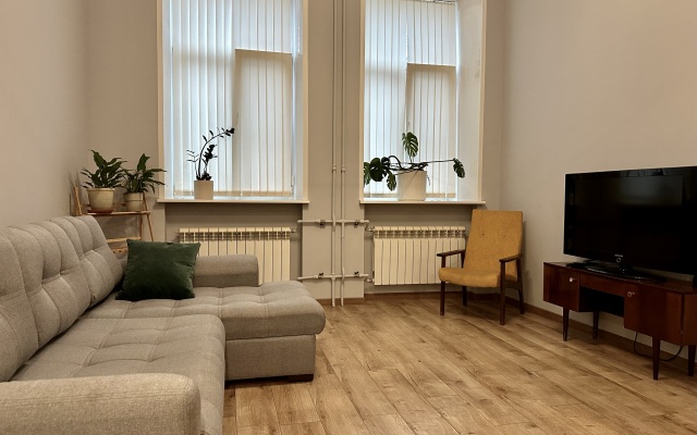 Stidiya Loft Dvikhurovnevaya Yarapartments Flat