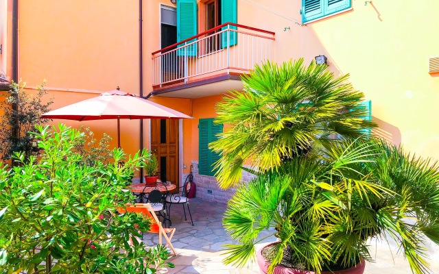Cuore di NOZZANO Castello Apartments