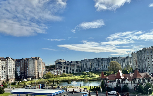 S Vidom Na Ozero V Tsentre Zelenogradska Flat