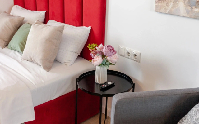 Апартаменты RentPlaza на Корабельной 1