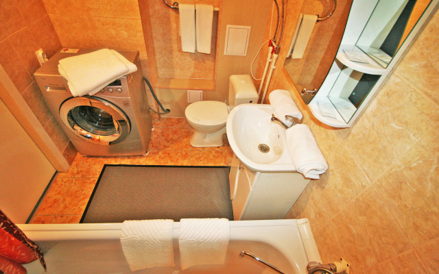 Studiya Premyer Na Ul.Dekabristov Bestuzhevykh Apartment