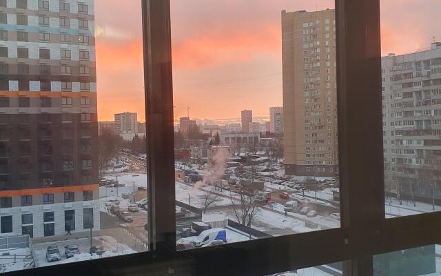 V novom ZHK ryadom s Veresayeva Uyutnyy Dom Flat