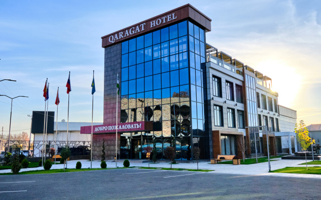 Отель Qaragat Hotel Jalal Abad