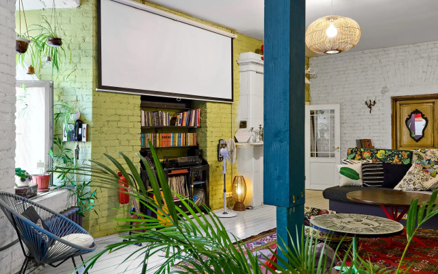 Soul Kitchen Living quarters
