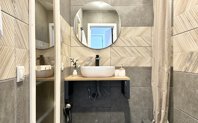 Частный Дом Барнхаус №2 на 10 гостей, с дровяной баней и горячим чаном