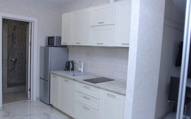 Квартира однокoмнaтная 37 м² пeрвaя линия у мopя