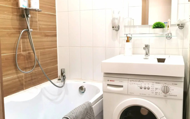 Апартаменты Южный вал 16