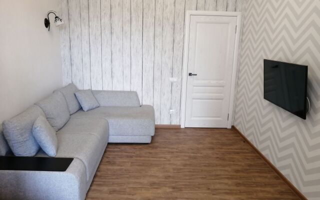 Апартаменты 086 Приморская 1