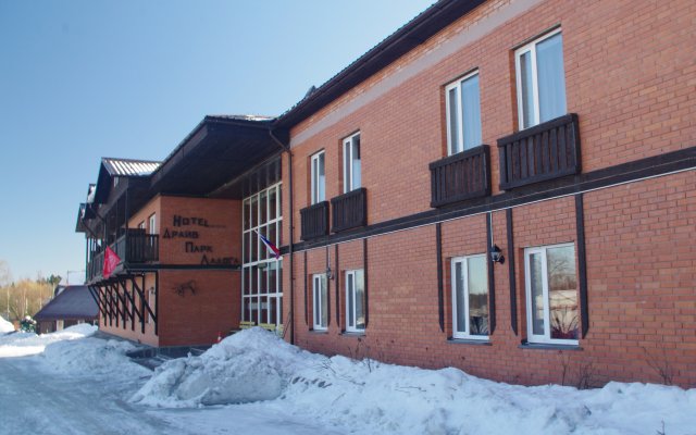 Drayv Park Ladoga Hotel