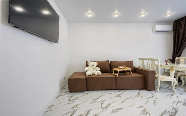 V Novom Zhk Flat
