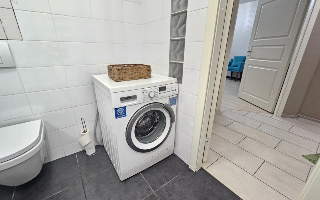 Квартира Теплый Берег в отличном доме