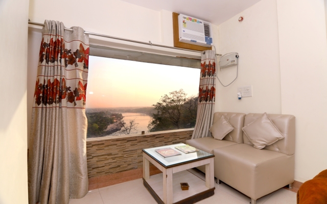 Ganesha Inn Hotel