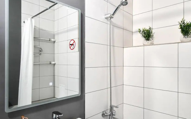 Uyutnaya Dvushka Vozle Nii Meditsinskikh Problem Severa Flat