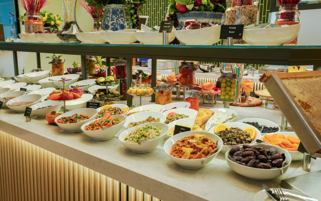 Radisson Hotel Istanbul Merter