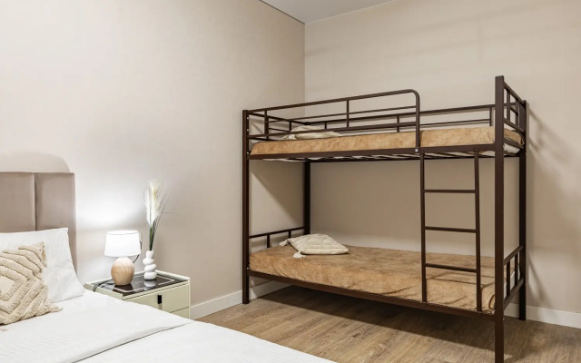 Modern Eurodvushka  in the Troparevo Park residential complex is an 11-minute walk from the metro station. Rumyantsevo Apartments