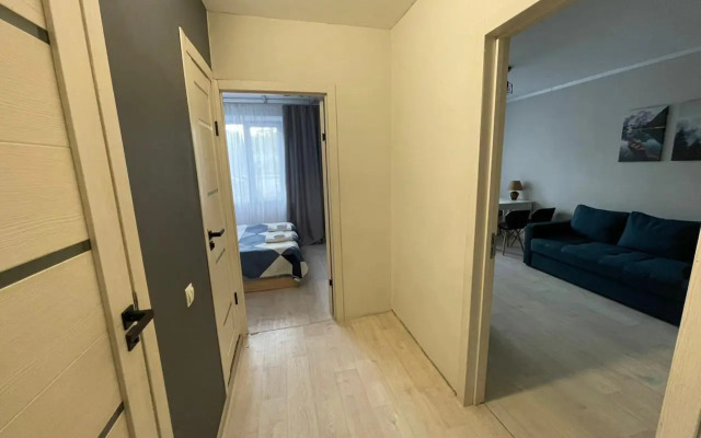 Otlichny Den 2 Komn. U Almaza Flat