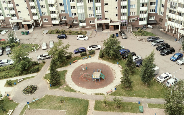 S Sovremennym Remontom Flat
