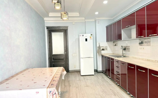 Na Turusbekova 88/2 Flat