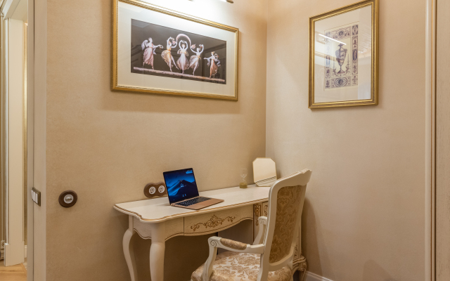 Апартаменты Апарты Люкс на Большой Морской 34