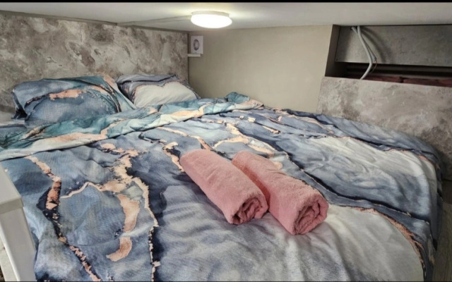 Апартаменты Вольная 25с4-118