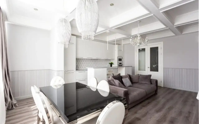 Lyuks Vmestimostyyu 8 Chelovek Apartments