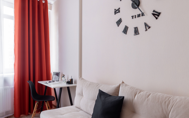V ZHK Akadem park Flat