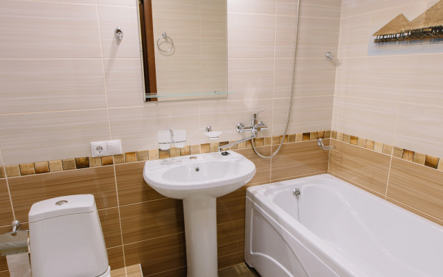 Апартаменты 9 Ночей на Матросова 3