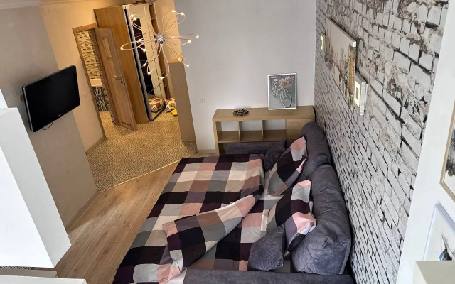 V Tsentralnom Rayone Flat