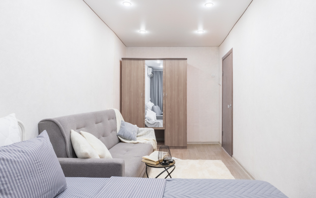 Na Bolshoy Krasnoy 3 Flat