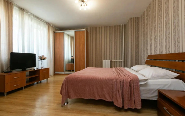 3-к апартаменты Этажидейли на ВИЗе