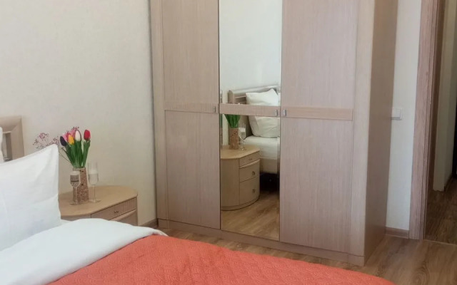 Квартира на улице Хлыновская 28