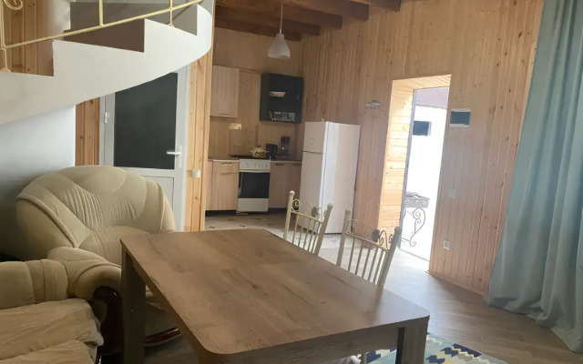 Частный Дом Уютный на Берегу Моря