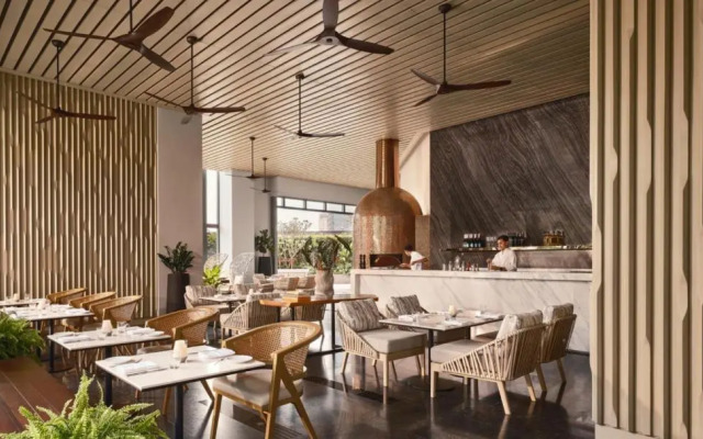 Отель Chatrium Grand Bangkok