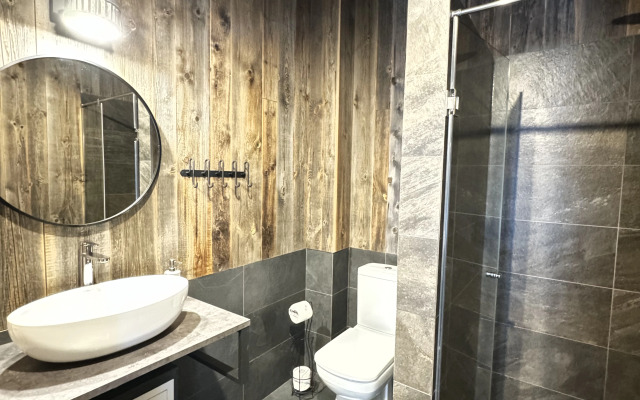 Апартаменты Охта Adventure 50м. с камином