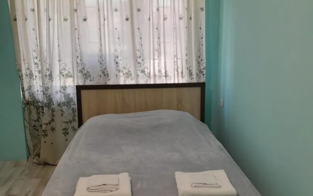 Tsentr Sukhuma Flat