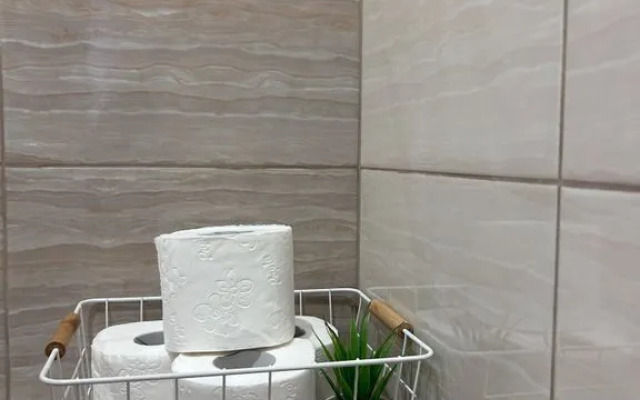 Na Ulitse Azata Abbasova 8 Flat