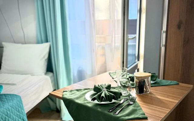 Апартаменты 13 на Ривьерском переулке 7