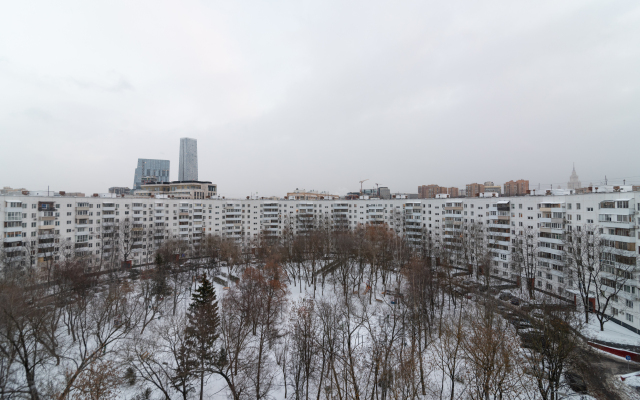 Dvukhkomnatnaya kvartira u metro Minskaya, park Pobedy Flat