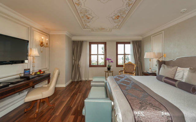 Rixos Pera Istanbul Hotel
