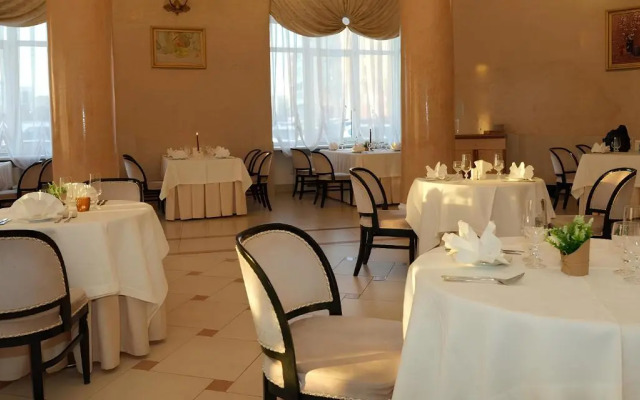 Отель Интурист