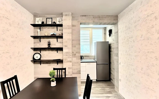 2-Kh Komnatnaya v Komfortnom Zhk Flat