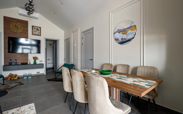 Lisyya Gorka 225 Chalet