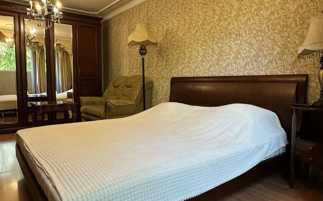 Na Nevskogo Flat