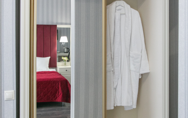 Lemar Hotel