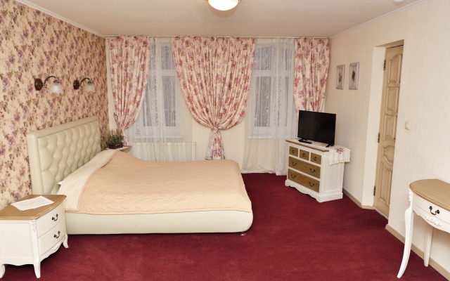 Ohota Guest house