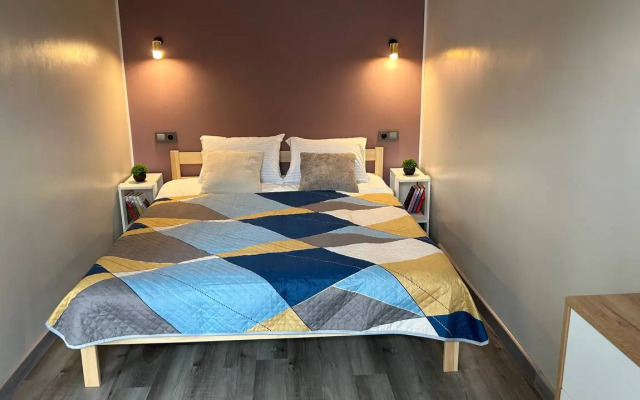 Квартира Стильная с Видом на Кирху Святого Семейства